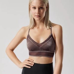 ALO LUX YOGA BRA
